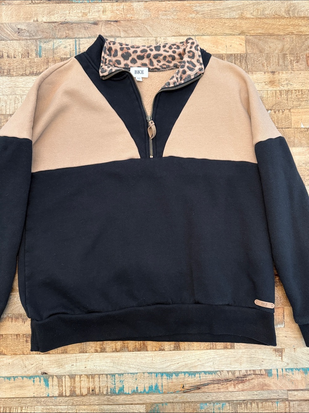 BKE Black and Tan Quarter-Zip Pullover with Leopard Collar